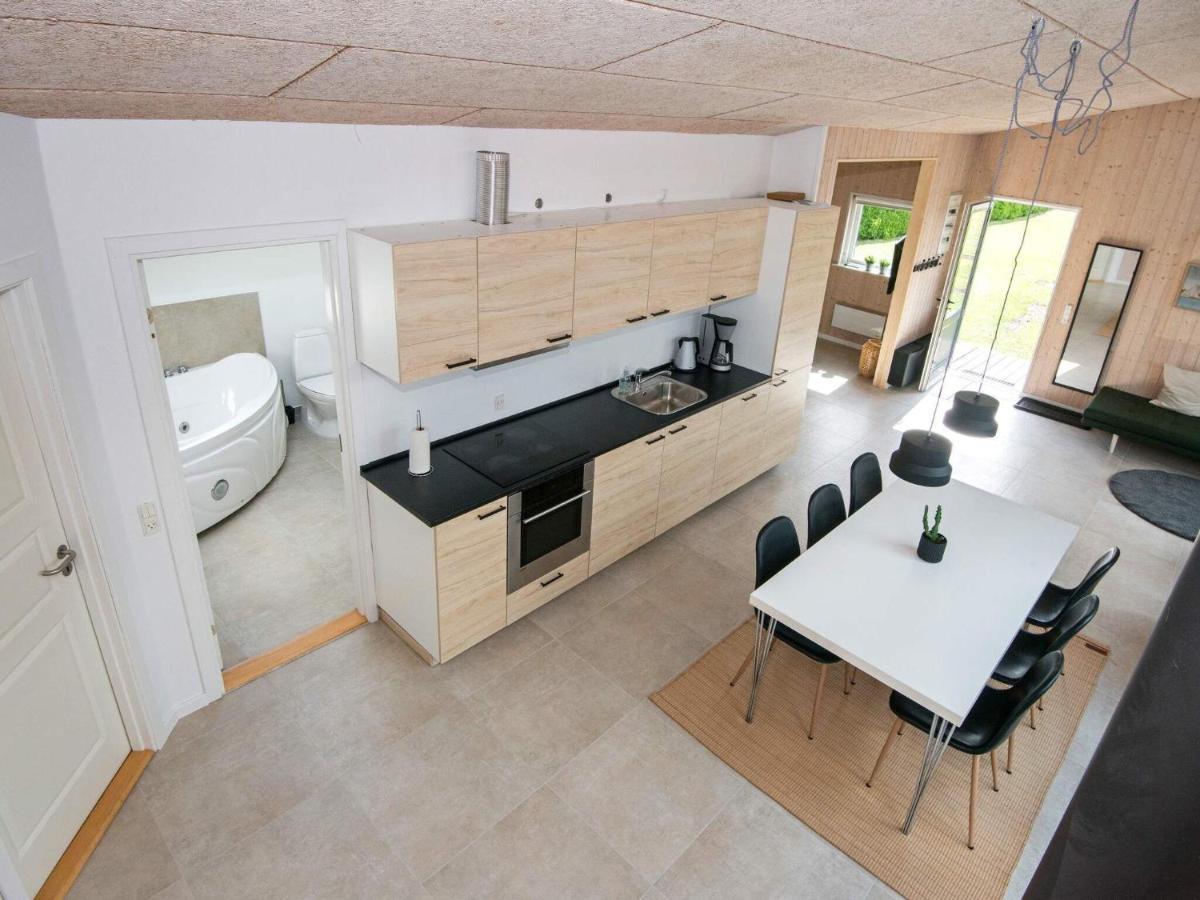 6 Person Holiday Home In Bjert Sønder Bjert Cameră foto