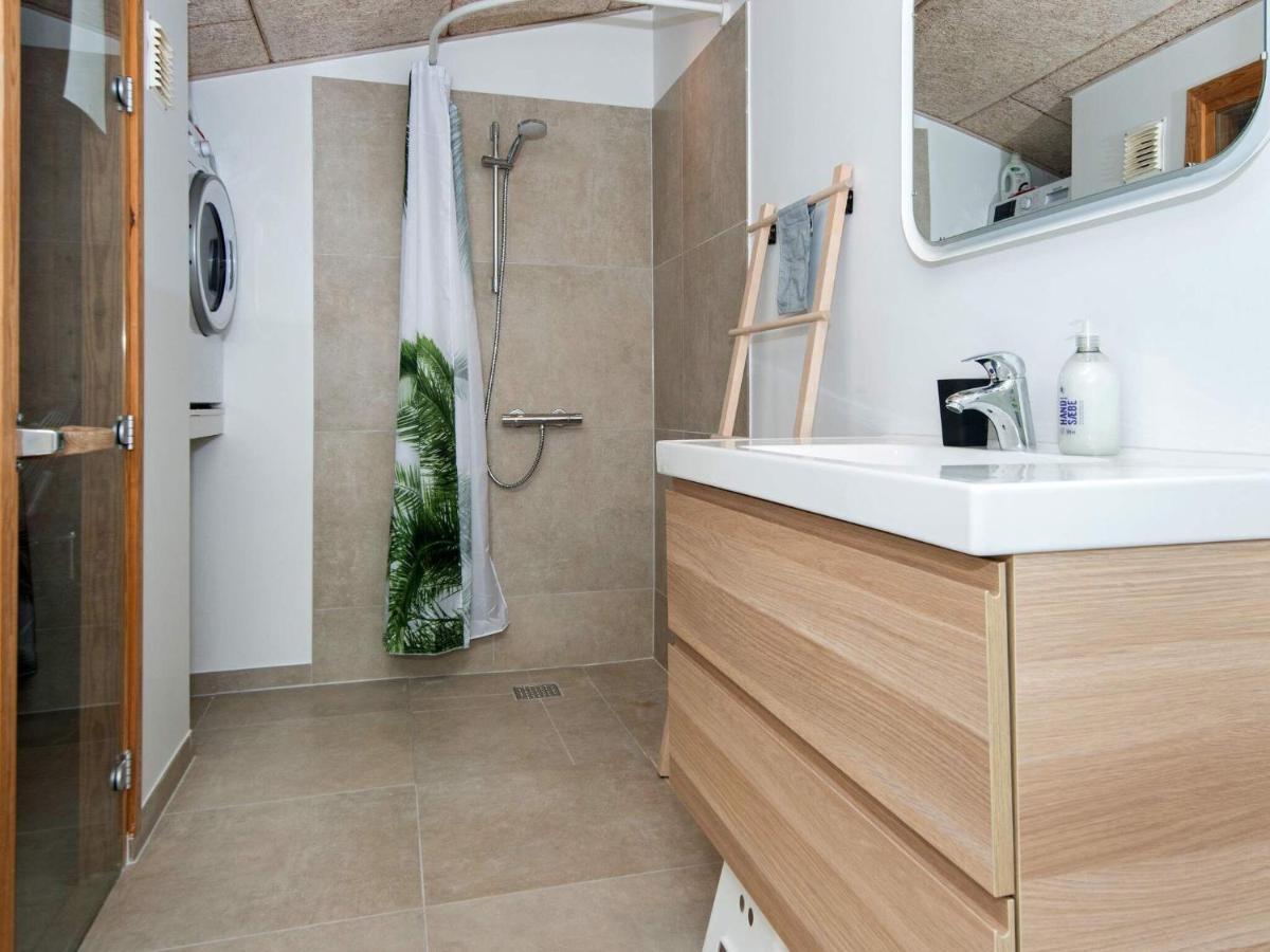 6 Person Holiday Home In Bjert Sønder Bjert Cameră foto